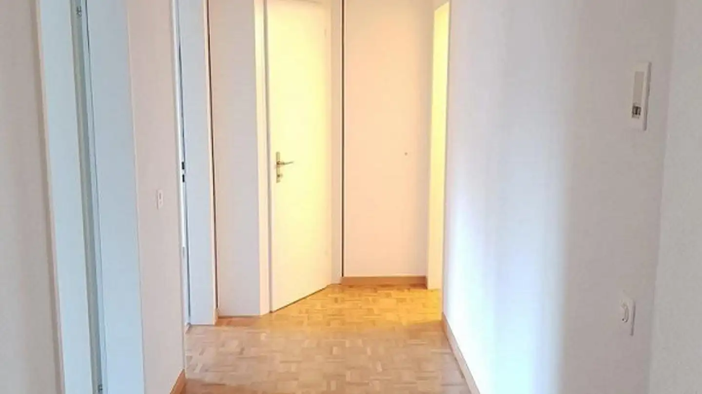 Wohnung mieten - Püntenstrasse 41, 8143 Stallikon - Foto 2