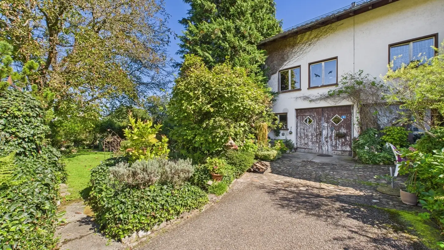 Row house for sale - 8618 Oetwil am See