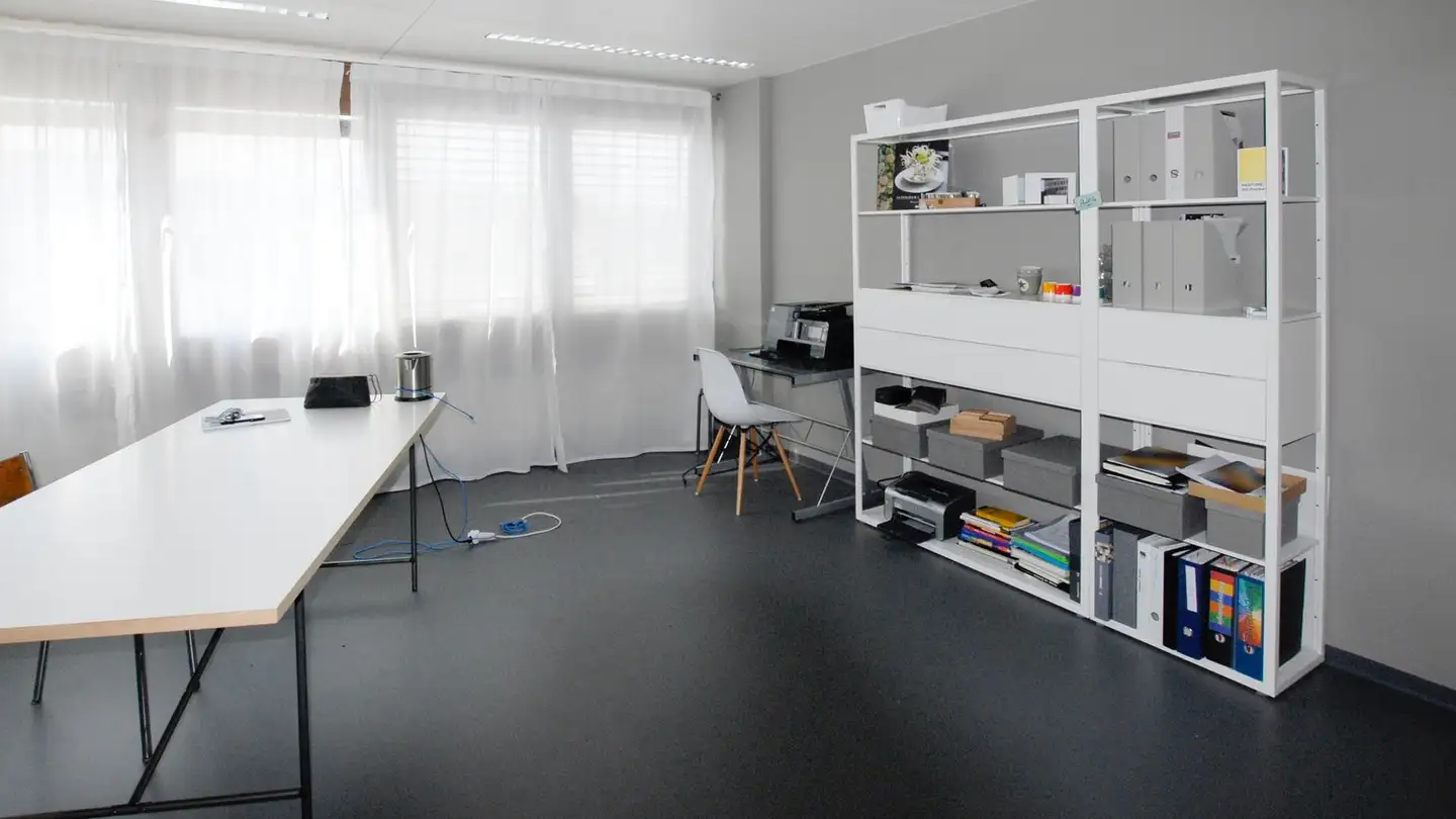 Bürofläche mieten - Stationsstrasse 7, 8335 Hittnau - Foto 4