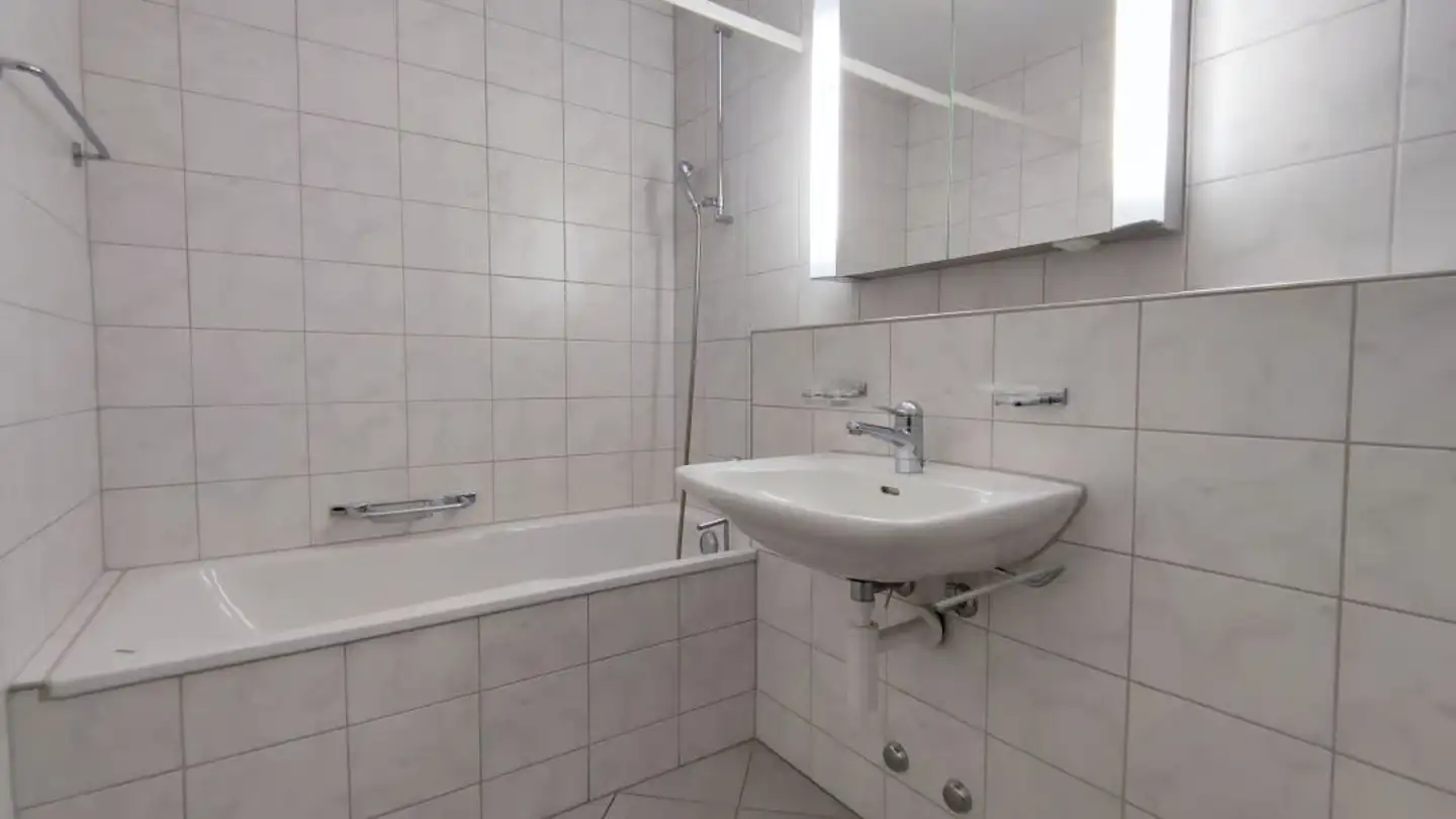 Apartment for rent - Büchelerstrasse 9, 8212 Neuhausen am Rheinfall - Photo 3