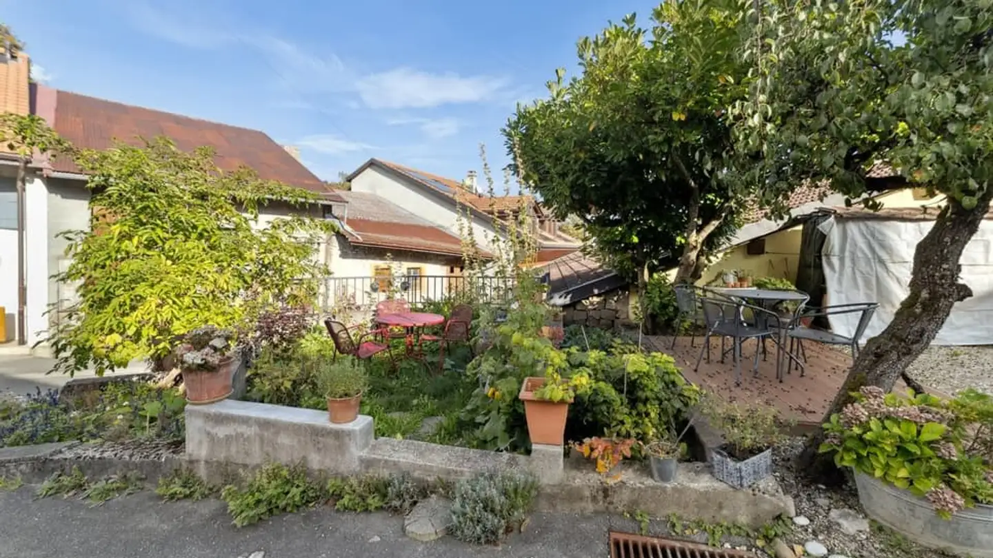 Mehrfamilienhaus kaufen - Route De St-George, 1188 Gimel - Foto 2