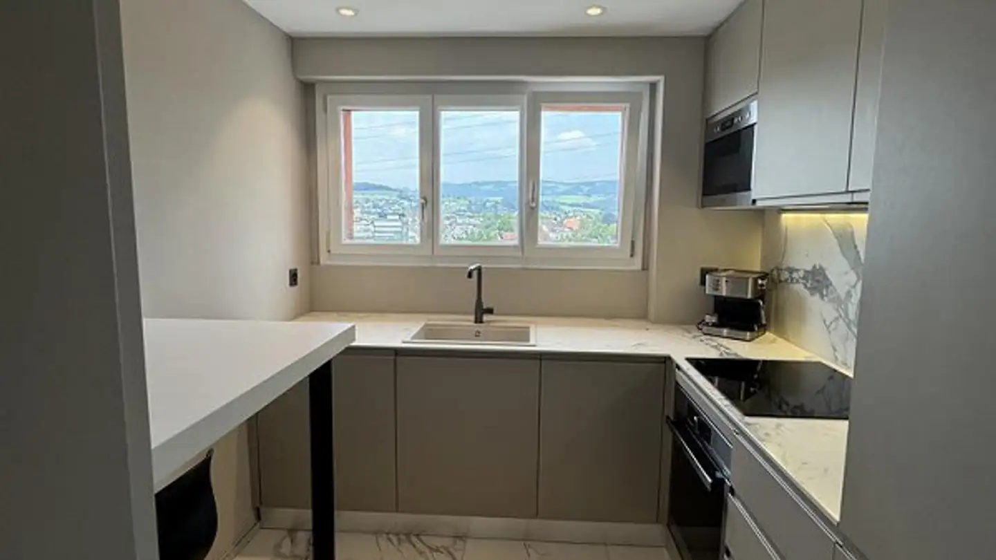 Wohnung mieten - Zugerstrasse 49, 6340 Baar - Foto 2