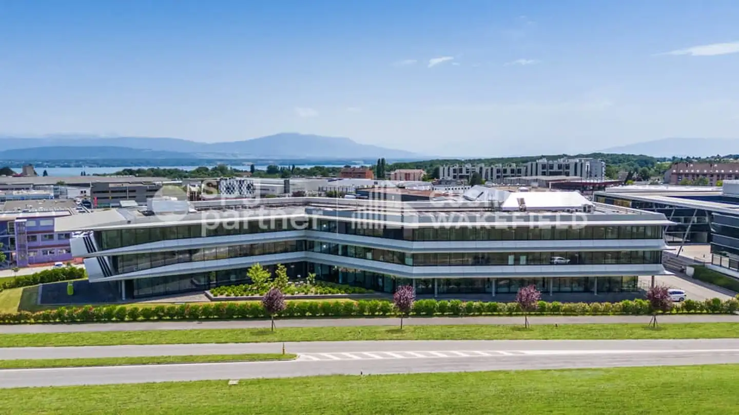 Commercial à louer - Route De Crassier 3, 1262 Eysins