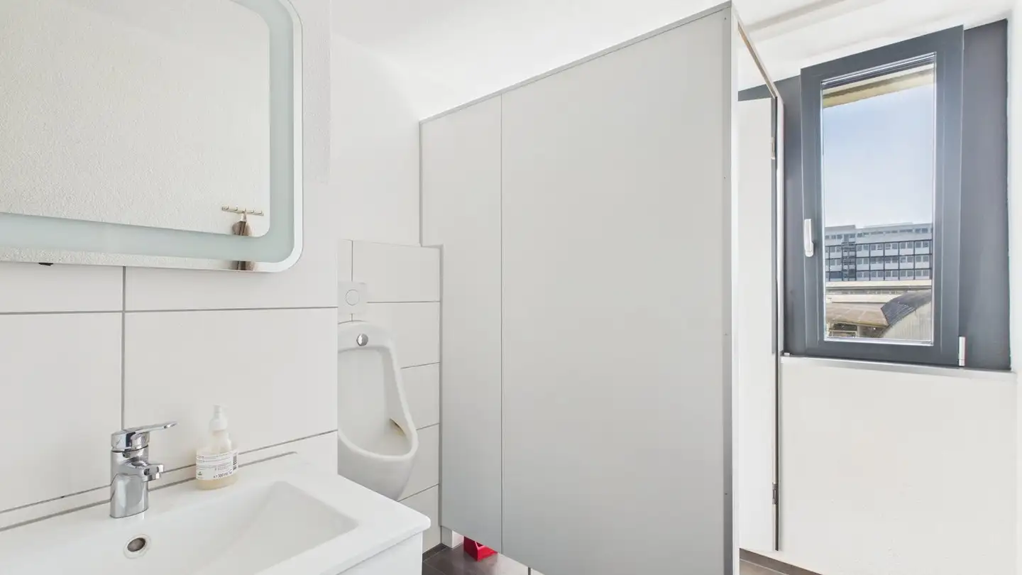 Commercial à louer - Erlenauweg 13, 3110 Münsingen - Photo 4