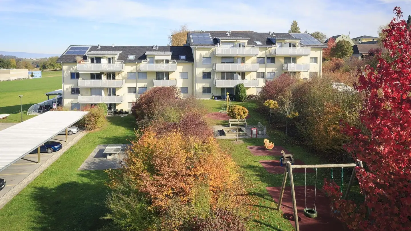 Parkplatz im Freien mieten - Praly, 1791 Courtaman