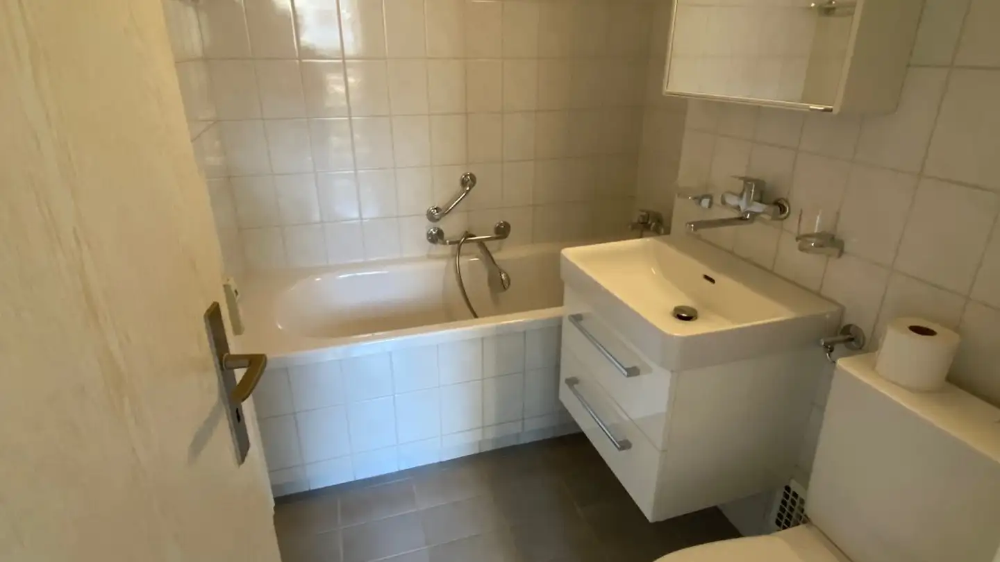 Wohnung mieten - Chemin Tiefenmatt / Tiefenmattweg 24, 2503 Biel/Bienne - Foto 3