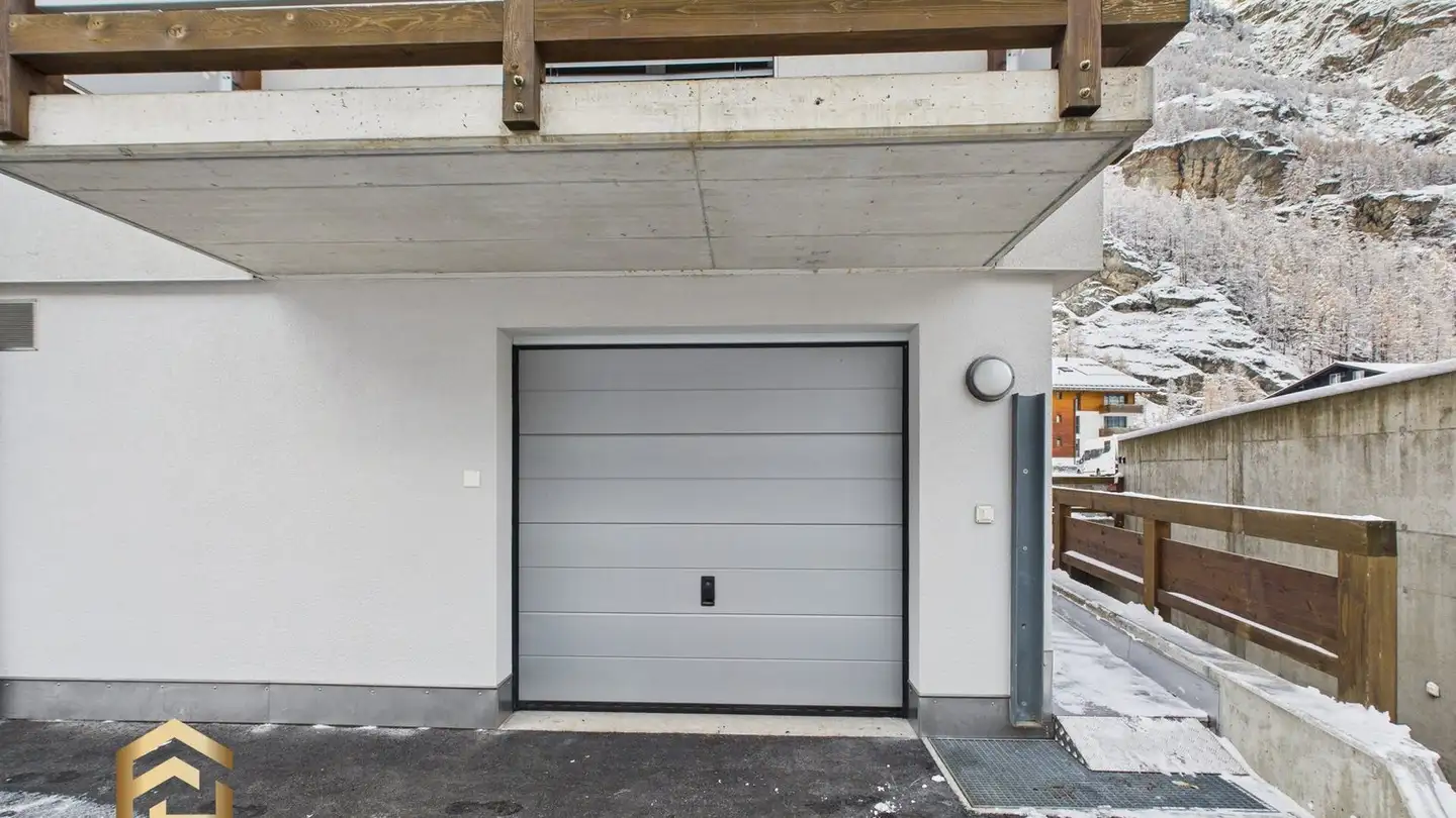 Underground parking space for sale - 3929 Täsch