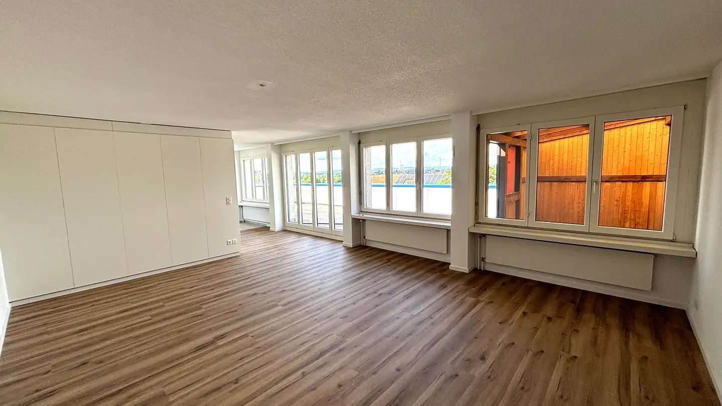 Wohnung mieten - Bruggacherstrasse 18, 8117 Fällanden - Foto 2