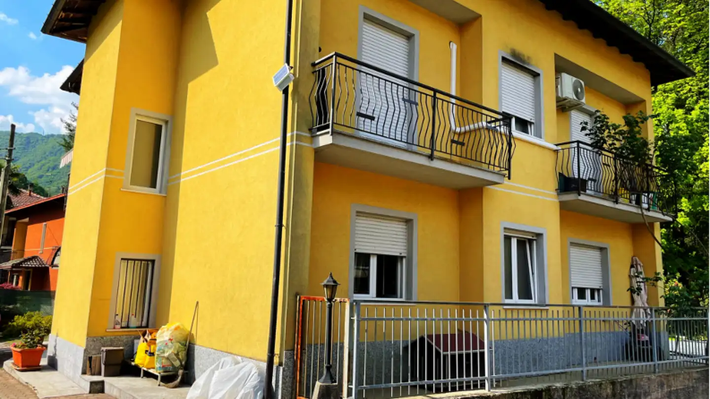 Residential building for sale - 6988 Ponte Tresa