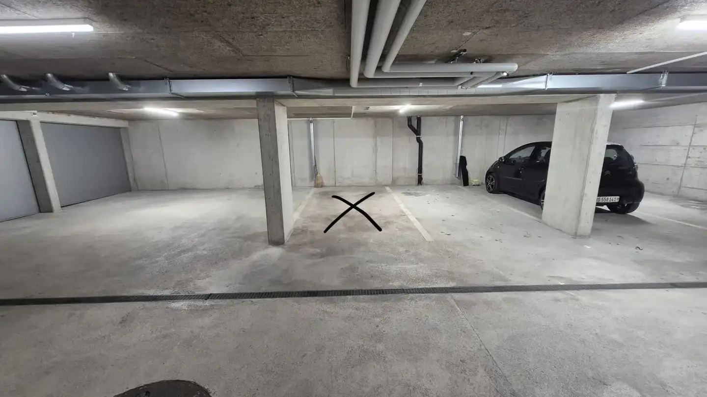 Parcheggio sotterraneo in affitto - Kirchstrasse 42, 3952 Susten