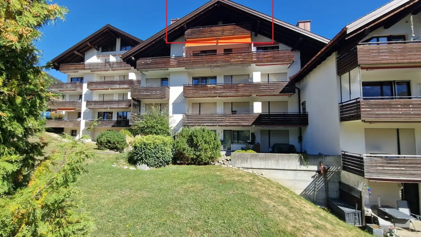 Dachgeschosswohnung kaufen - Via Val 10, 7031 Laax GR