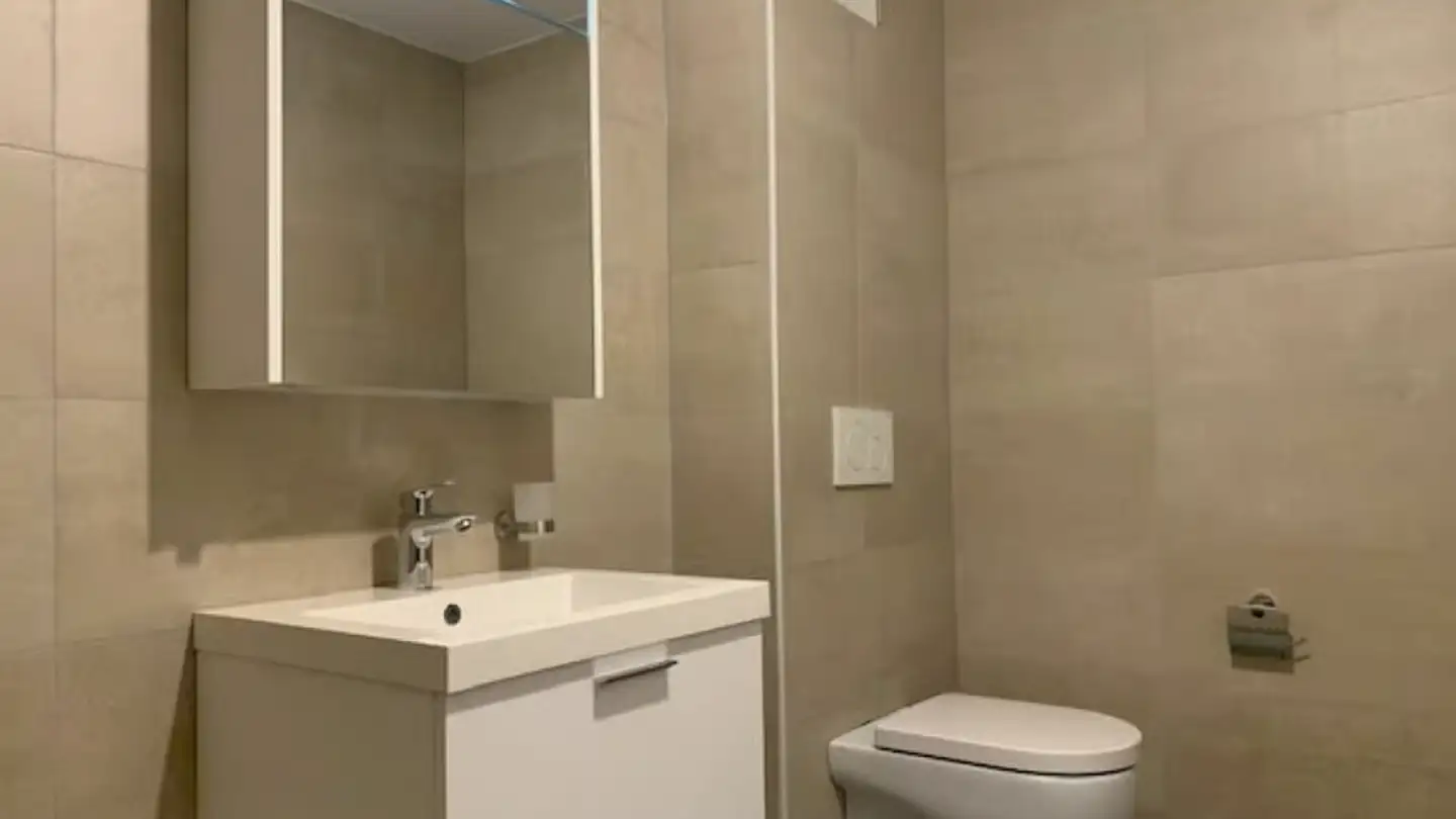 Apartment for rent - Route de l'Eglise 36, 1721 Courtion - Photo 4