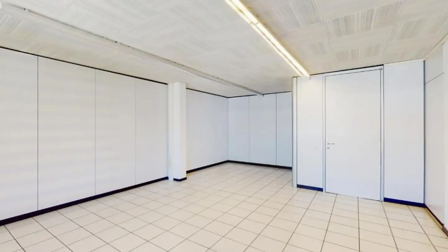 Spazio ufficio in affitto - Via Cantonale 24, 6802 Rivera
