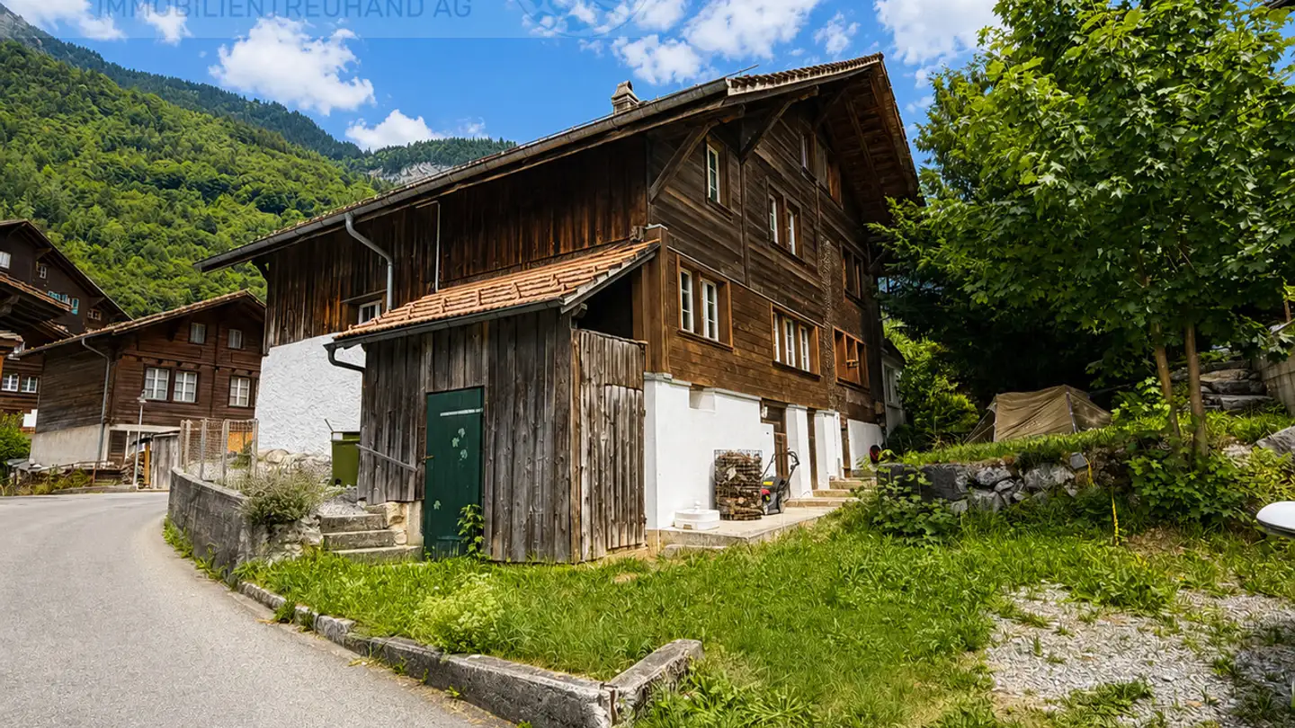 Row house for sale - Hofstettenstrasse 3, 3856 Brienzwiler