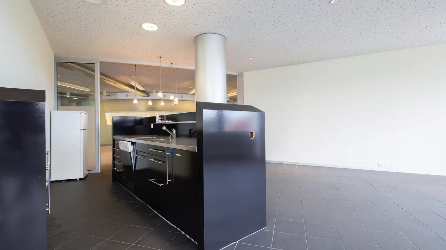 Spazio ufficio in affitto - In Der Luberzen 42, 8902 Urdorf - Foto 3