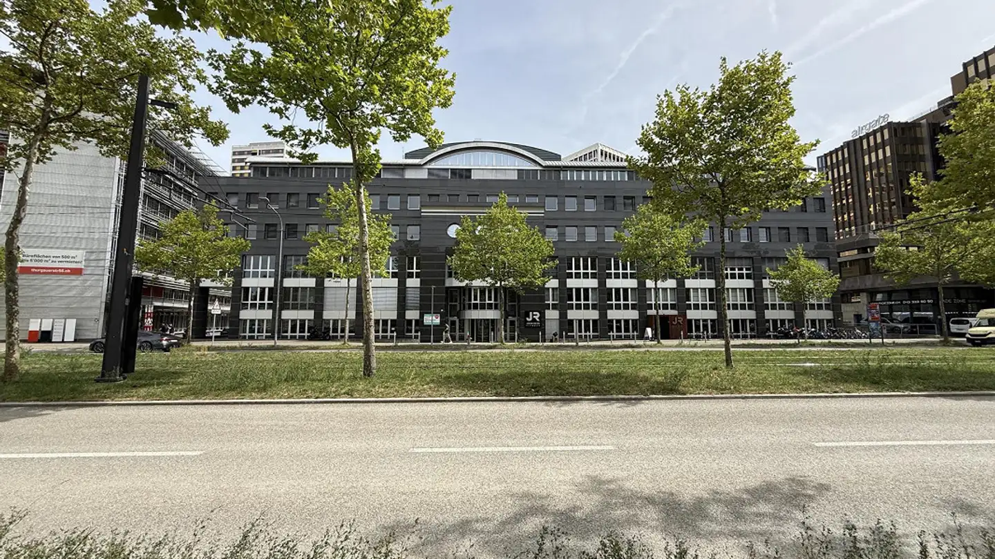 Espace de stockage à louer - Thurgauerstrasse 54, 8050 Zürich