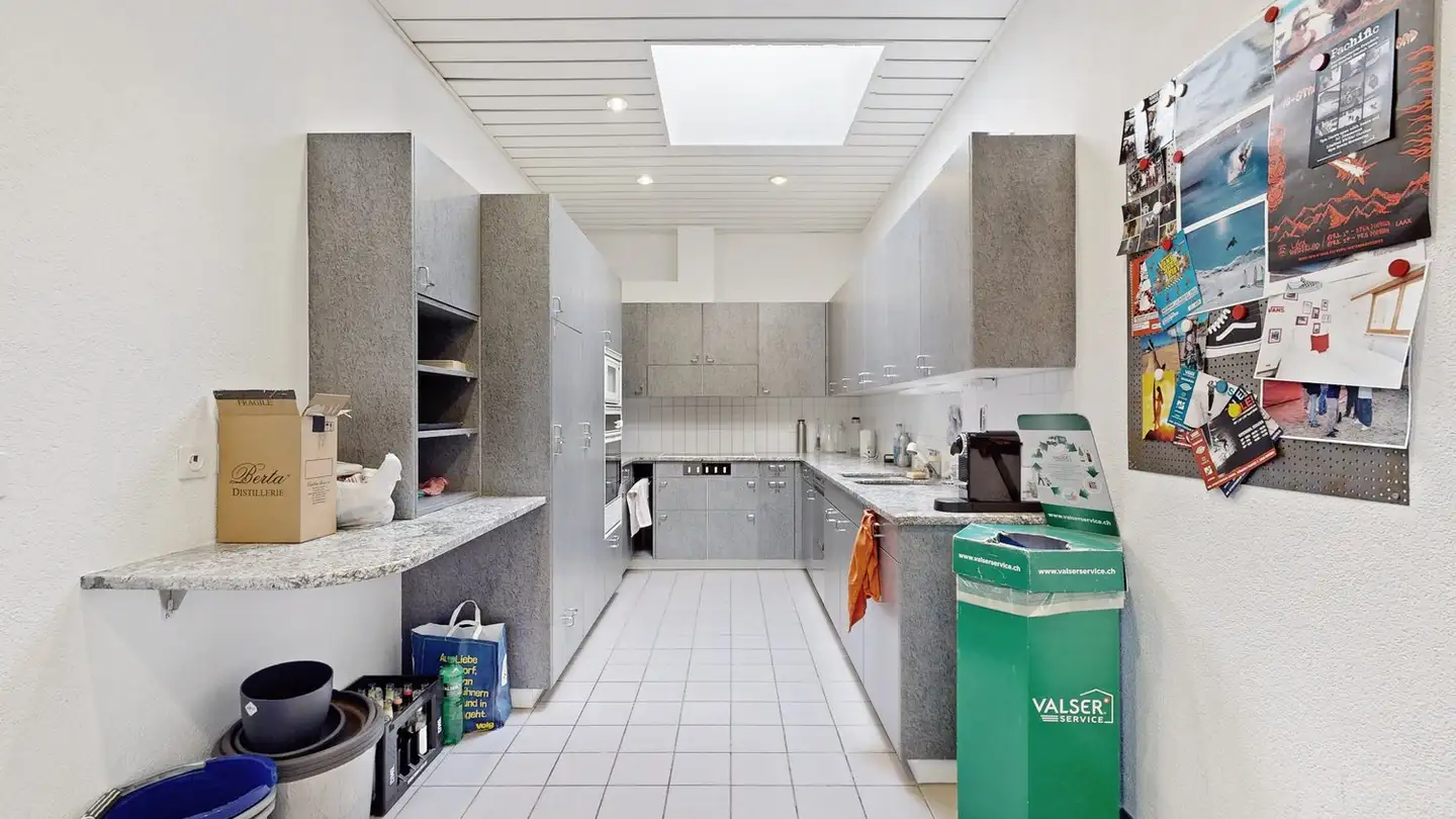Edificio ad uso misto in affitto - Avenue Du Lignon 32, 1219 Le Lignon