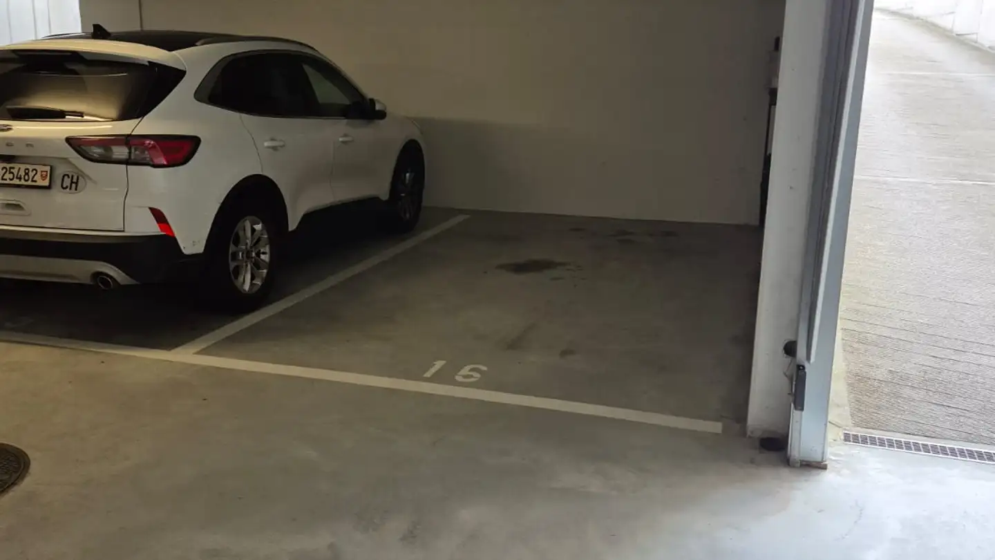 Parcheggio sotterraneo in affitto - Stanserstrasse 66, 6373 Ennetbürgen - Photo 2