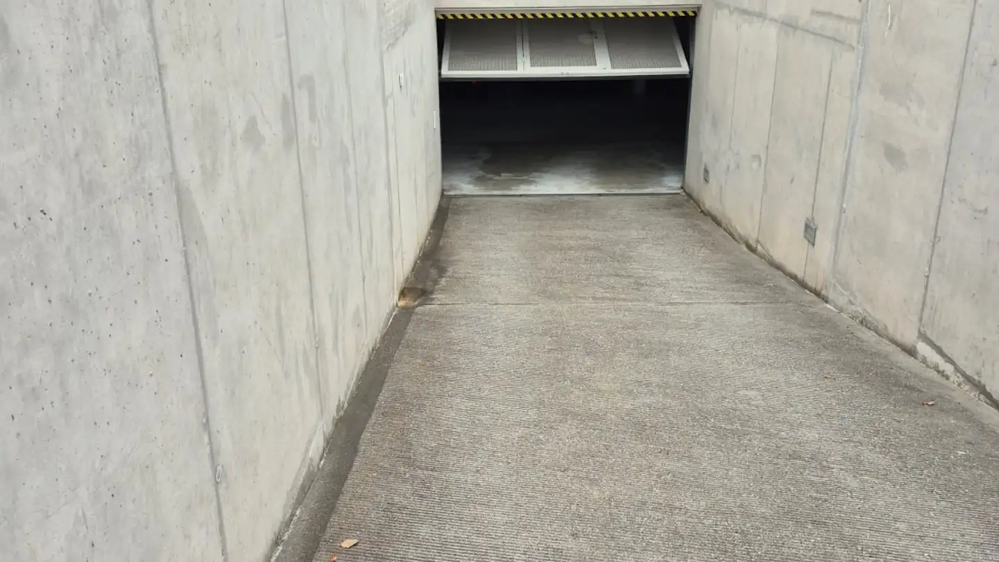 Parcheggio sotterraneo in affitto - Stanserstrasse 66, 6373 Ennetbürgen - Photo 3
