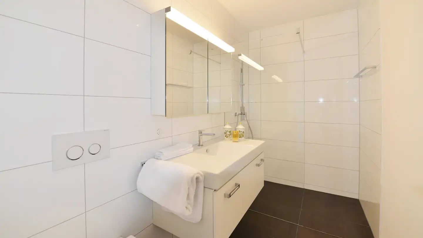 Apartment for rent - Schorrenstrasse 1, 8854 Siebnen - Photo 2