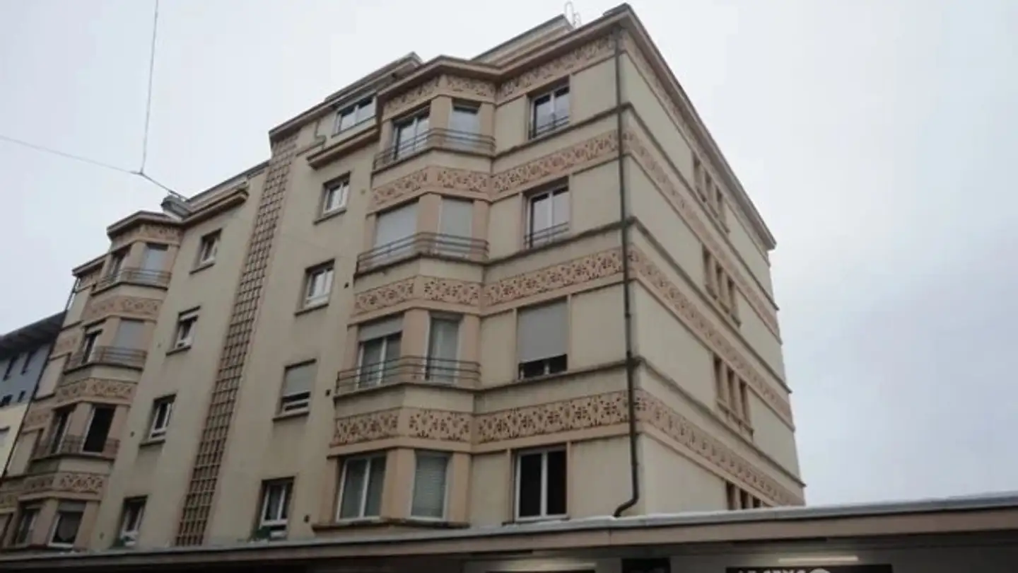 Immeuble mixte à louer - Avenue Des Alpes 51, 1820 Montreux