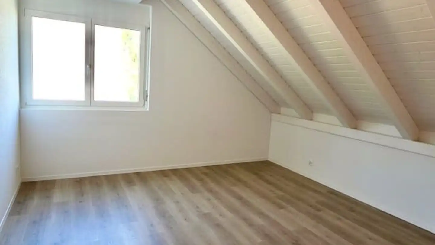 Attique à louer - Murzlenstrasse 46, 8166 Niederweningen - Photo 2