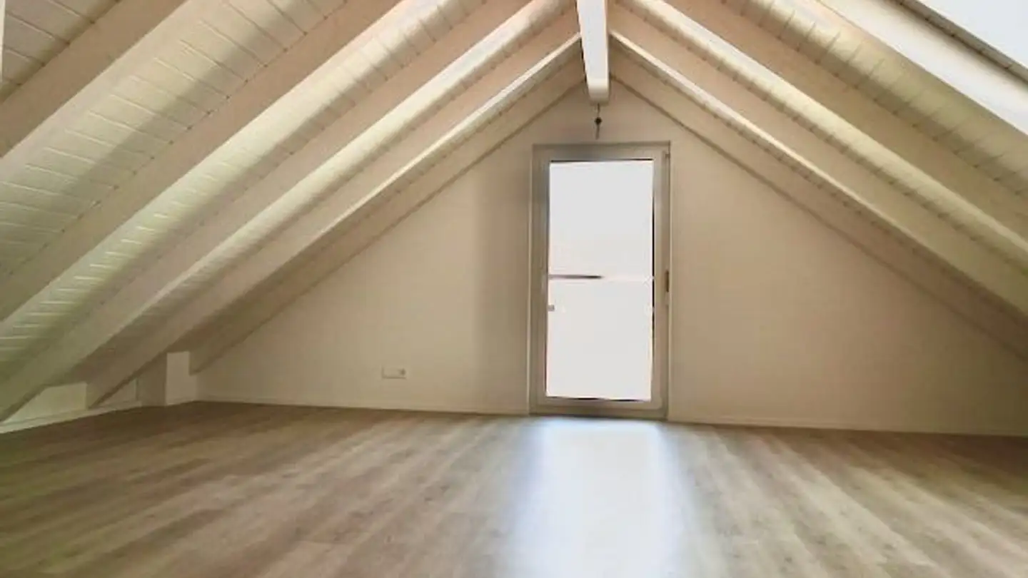 Attique à louer - Murzlenstrasse 46, 8166 Niederweningen - Photo 4