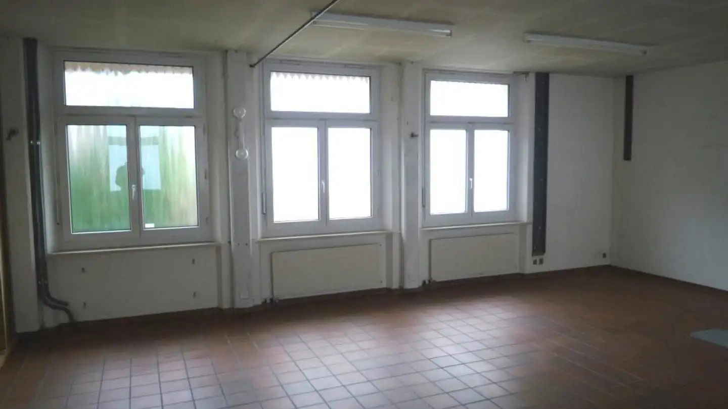 Commerciale in affitto - Untere Heslibachstrasse 48a, 8700 Küsnacht ZH - Photo 4