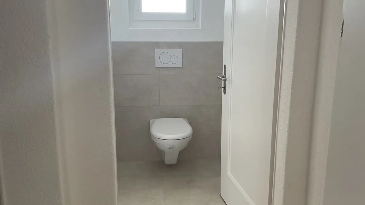 Apartment for rent - Crêt-Des-Fleurs / Blumenrain 19, 2503 Biel/Bienne - Photo 4