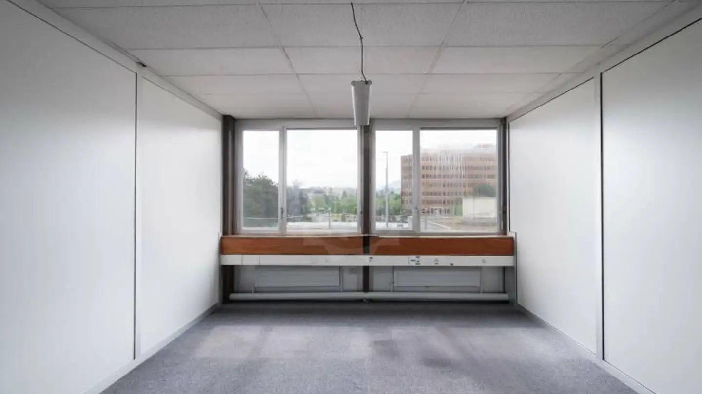 Commercial à louer - Route De L' Aéroport 1, 1215 Genève - Photo 3