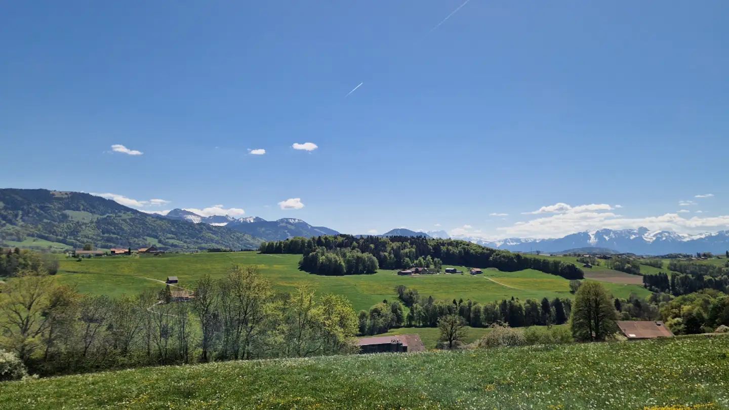 Villa in vendita - Route De Bulle 432, 1609 Fiaugères