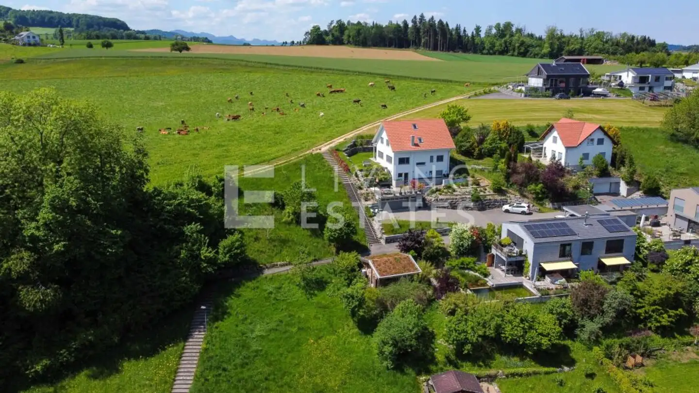 Constructible plot for sale - Rainweg, 4496 Kilchberg BL