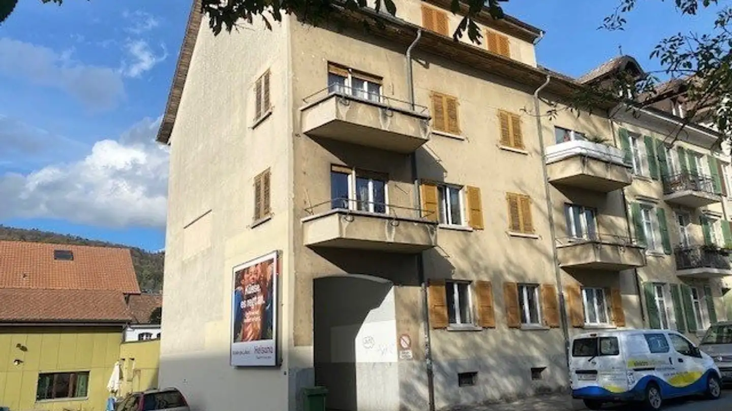 Parkplatz im Freien mieten - Rue Des Bains / Badhausstrasse 43, 2503 Biel/Bienne