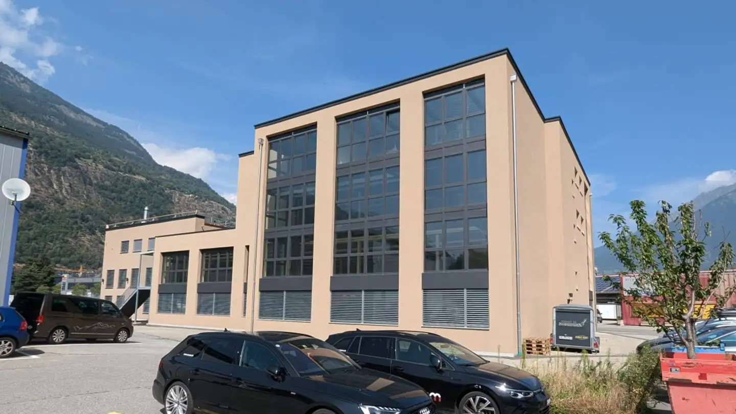 Industrial property for sale - Kantonsstrasse 51, 3902 Glis - Photo 3