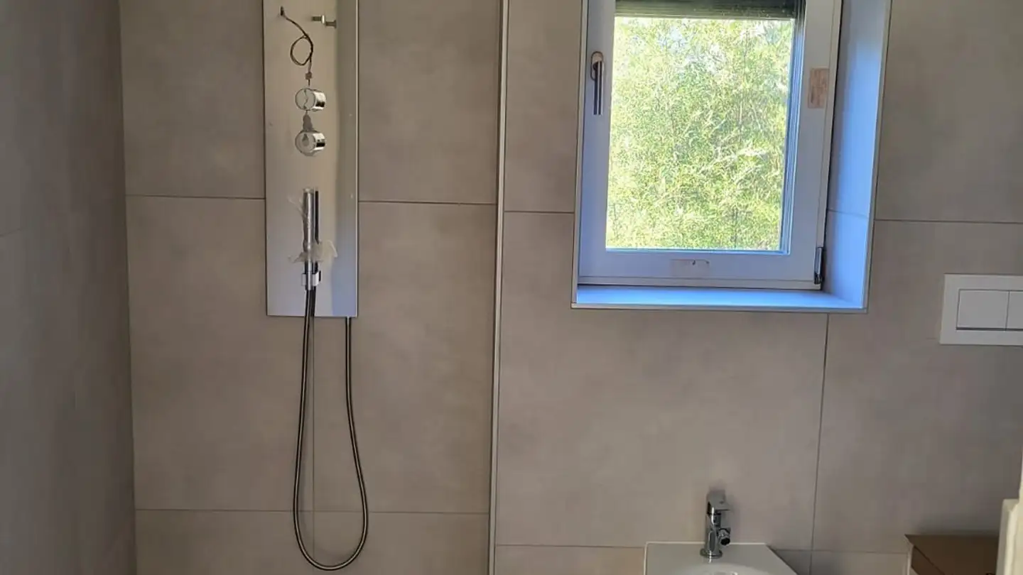 Apartment for rent - 6863 Besazio - Photo 4