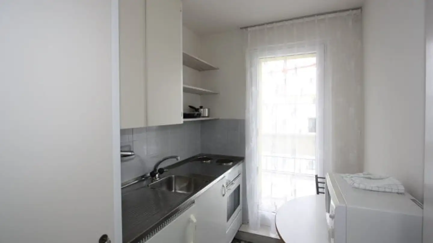 Furnished apartment for rent - Gubelstrasse 60, 8050 Zürich - Photo 2