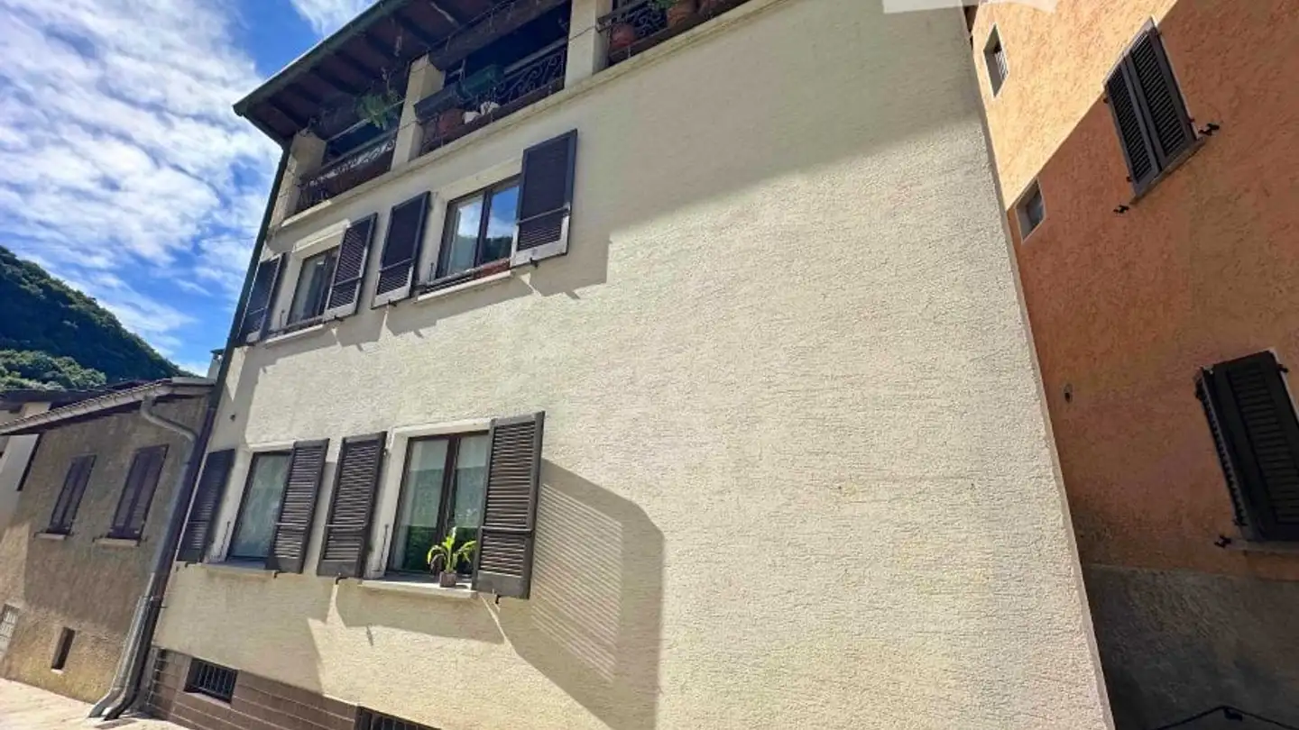 Wohnung mieten - Contrada Dei Bigatti 1, 6913 Carabbia