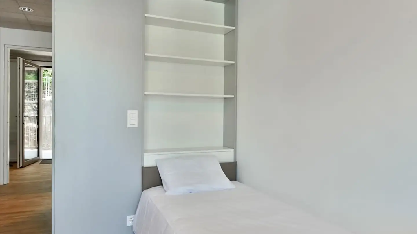 Chambre à louer - Rue Des Usines 37, 2000 Neuchâtel - Photo 4