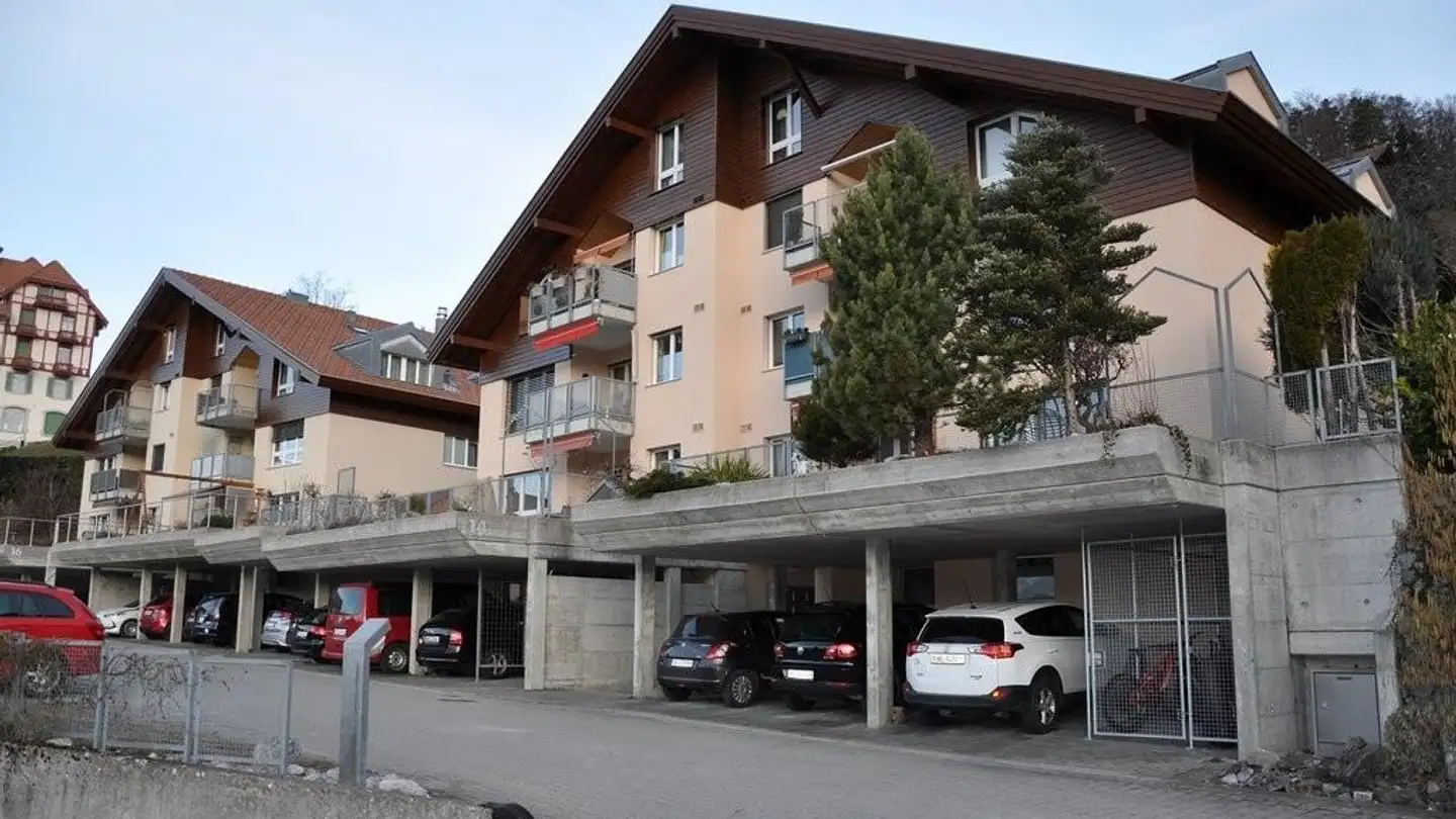 Outdoor parking space for rent - Hubelmatt 14, 3624 Goldiwil (Thun)