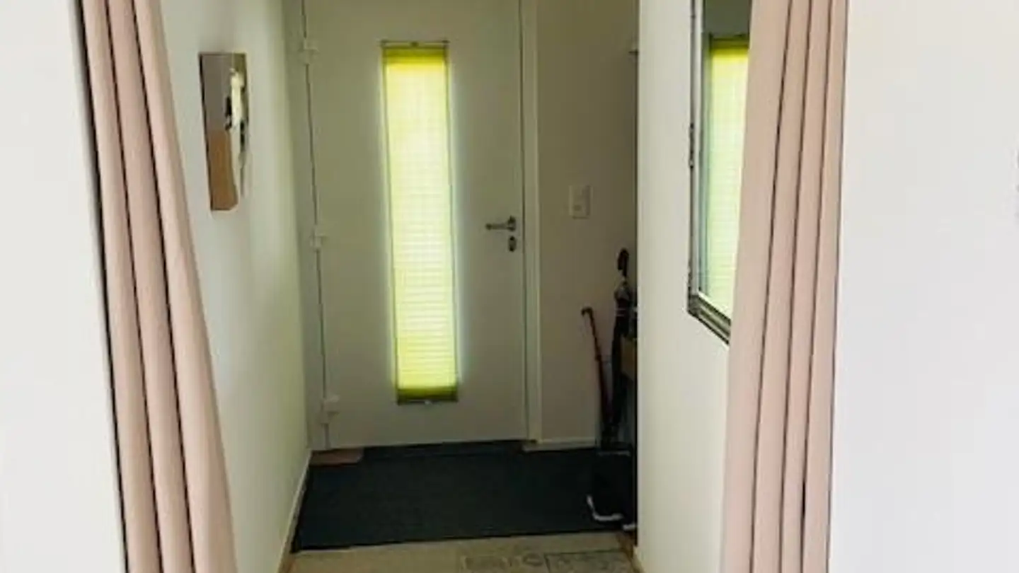 Stepped apartment for rent - Malinweg 16, 7203 Trimmis - Photo 2