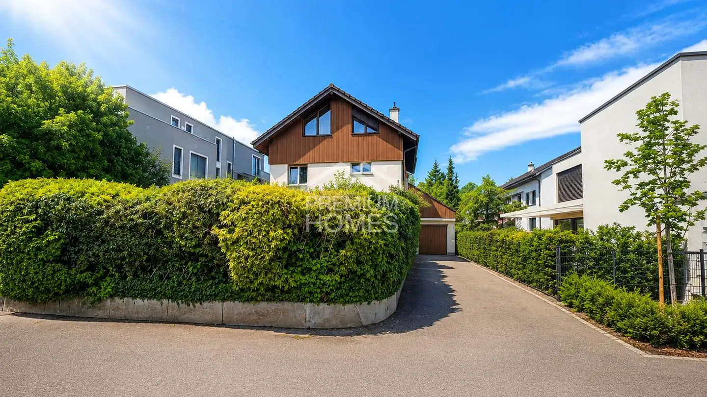 Single house for sale - 4153 Reinach BL