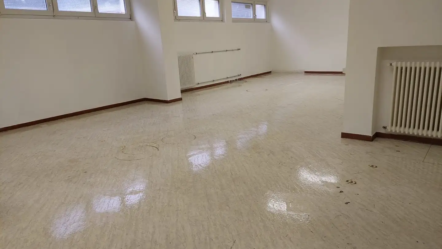 Storage space for rent - Via Besso 43, 6900 Lugano