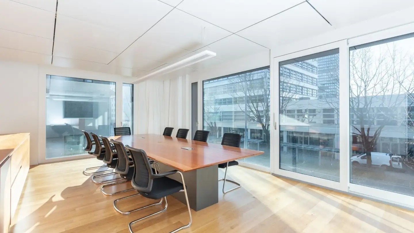 Office space for rent - Baarerstrasse 52, 6300 Zug