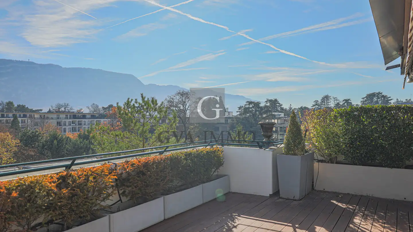 Attique à vendre - 1206 Genève