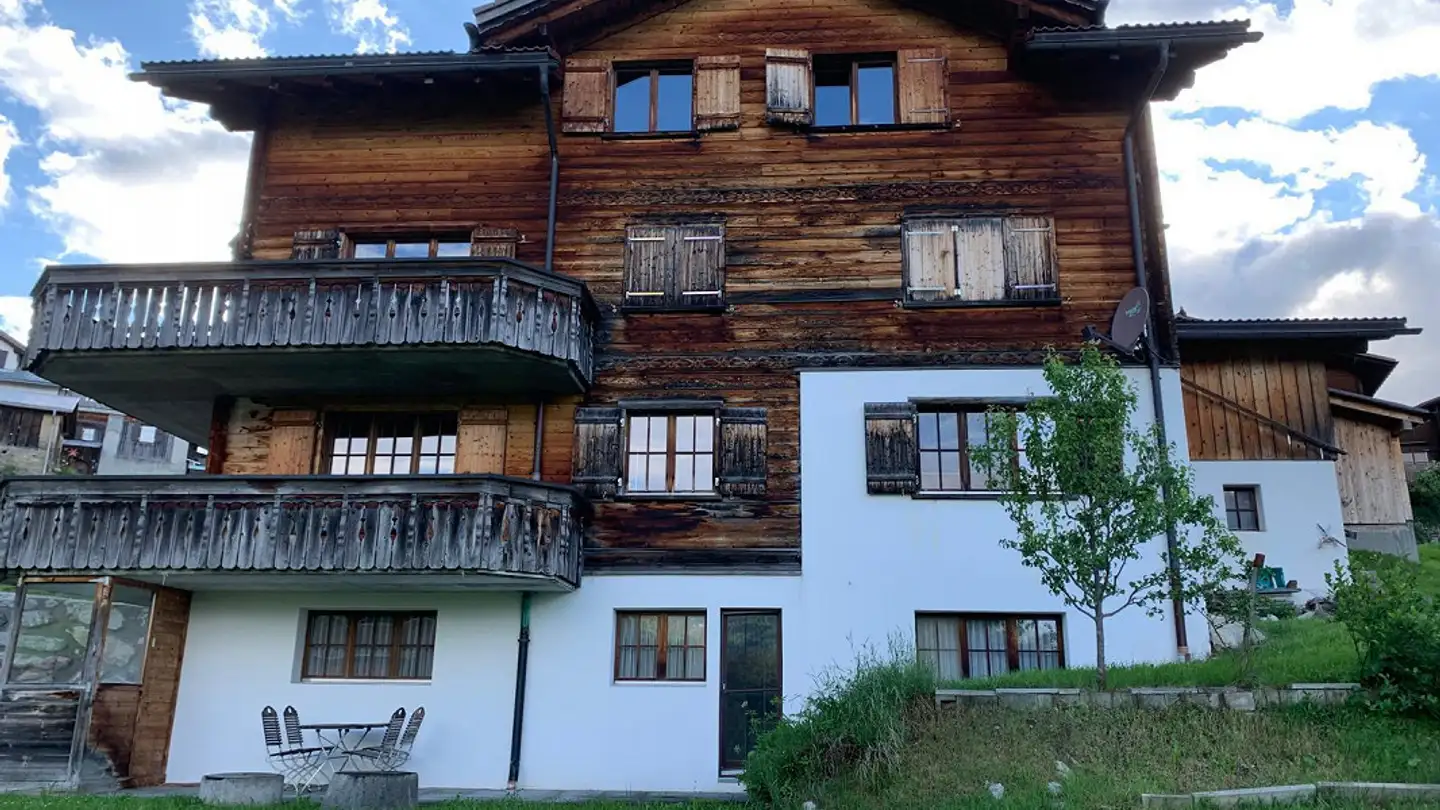 Appartamento in affitto - Via Chischlun 14, 7137 Flond