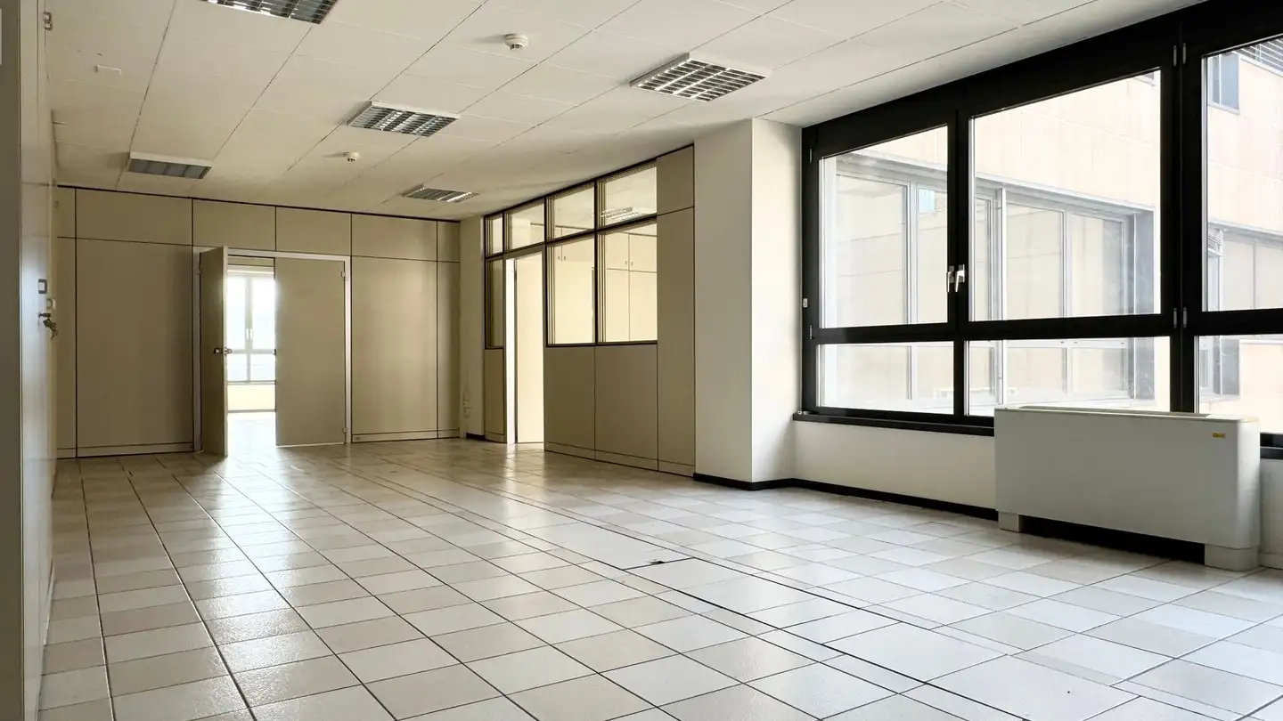 Spazio ufficio in affitto - Via Giuseppe Motta 5, 6828 Balerna - Foto 3