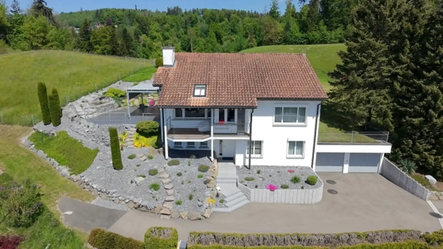 Villa for sale - Felsenhofstrasse 17, 8340 Hinwil