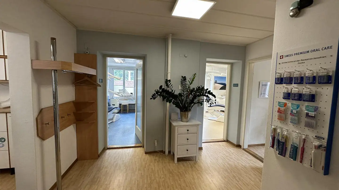 Mischgenutztes Gebäude mieten - Gotthardstrasse 76, 6472 Erstfeld
