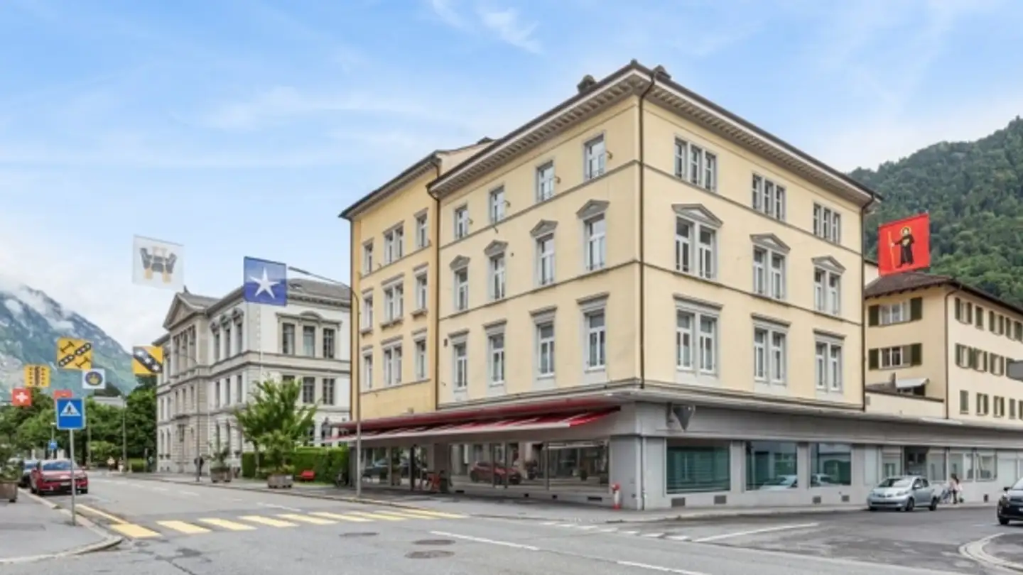Immeuble mixte à louer - Hauptstrasse 48, 8750 Glarus