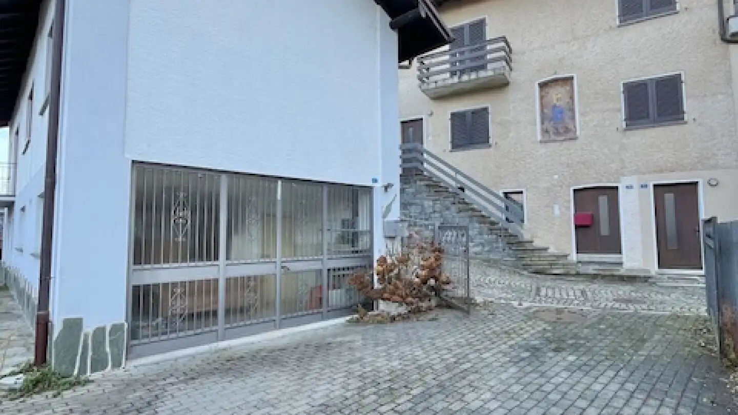 Mehrfamilienhaus kaufen - La Strécia Da Recavölt, 6574 Vira (Gambarogno) - Foto 2